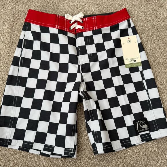 NWT Quiksilver Boys Check Board Shorts Boardshorts Sz 25 - Picture 1 of 4